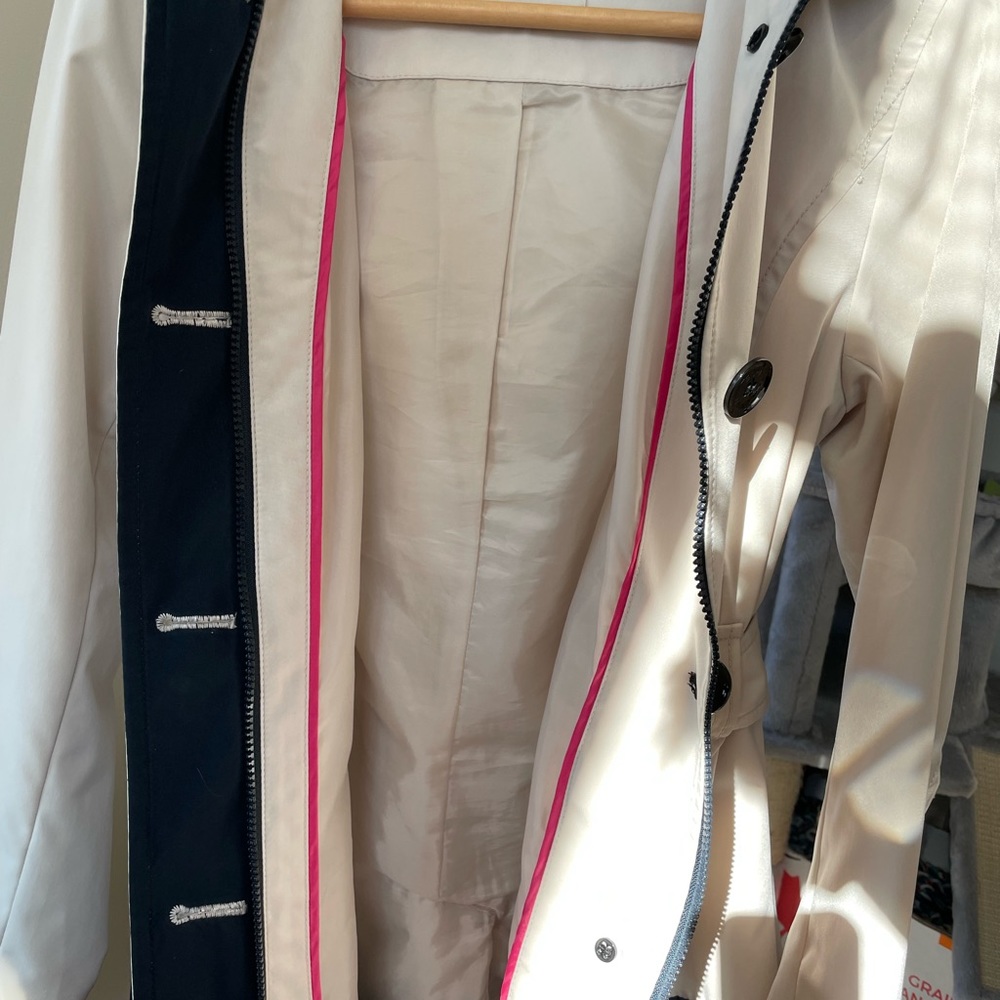 Esprit Light Jacket - Picture 8 of 8